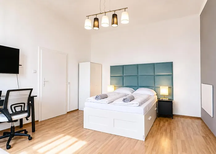 Cozy 1br Near U3 & Danube Great For Long * ウィーン