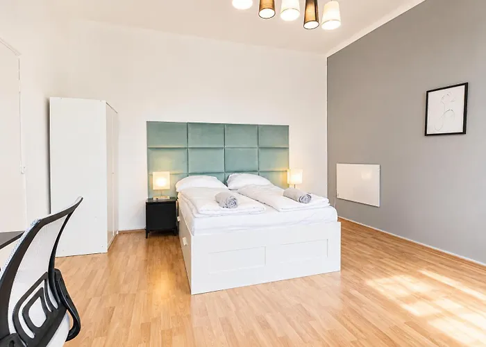 Cozy 1br Near U3 & Danube Great For Long ウィーン