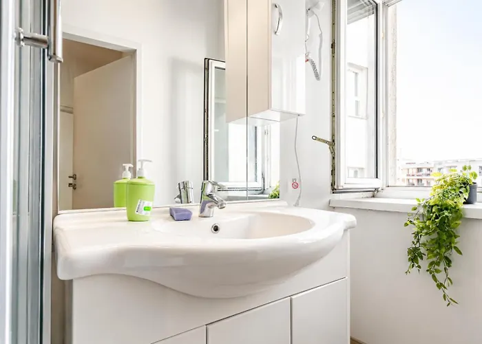 アパート Cozy 1br Near U3 & Danube Great For Long ウィーン