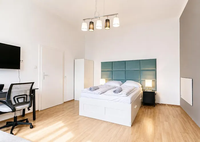 Cozy 1br Near U3 & Danube Great For Long